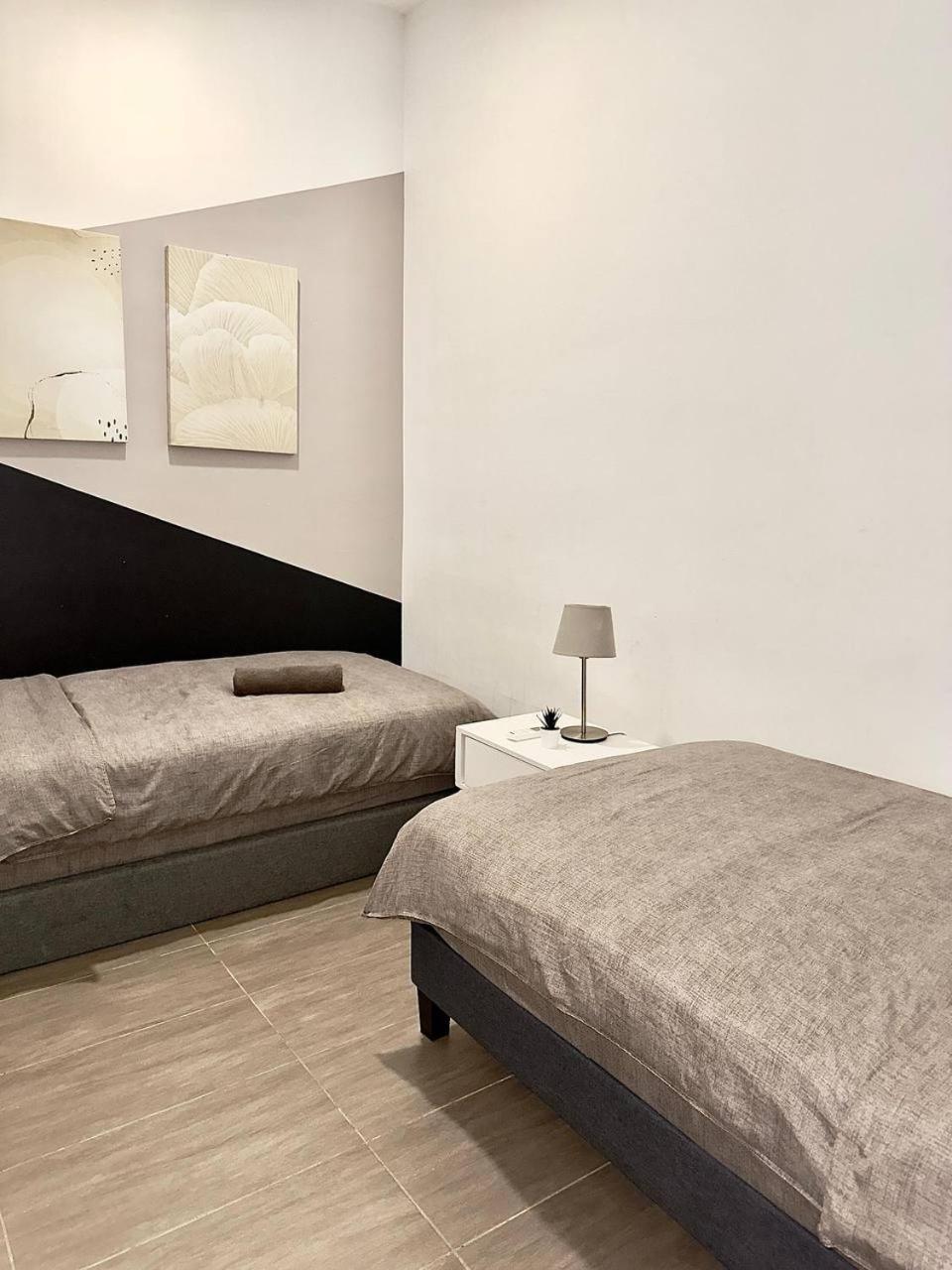 Netflix Two Bedroom Troika Kota Bharu Homestay 118 Eksteriør billede